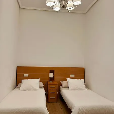 Lersundi 3 *