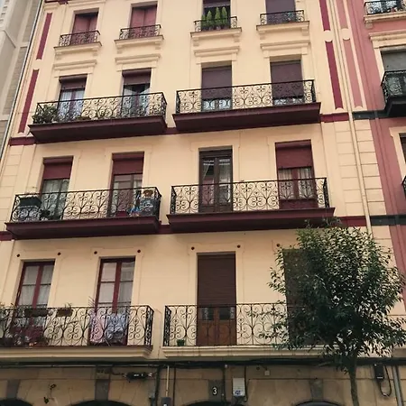 Guggenheim Lersundi شقة بلباو